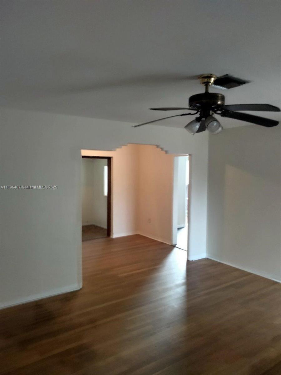 CORAL GATE SEC C - Residential Lease