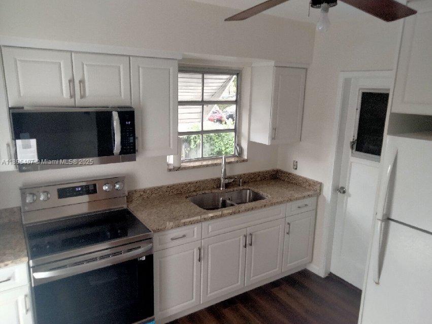 CORAL GATE SEC C - Residential Lease