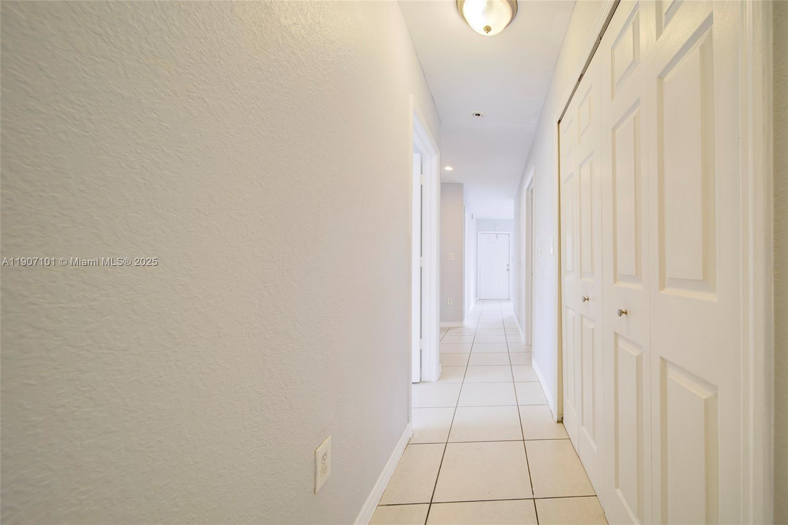 WEST PERRINE ADDN - Residential Lease