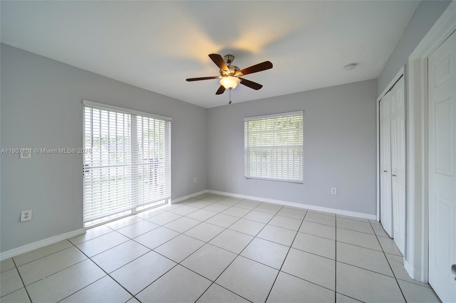 WEST PERRINE ADDN - Residential Lease