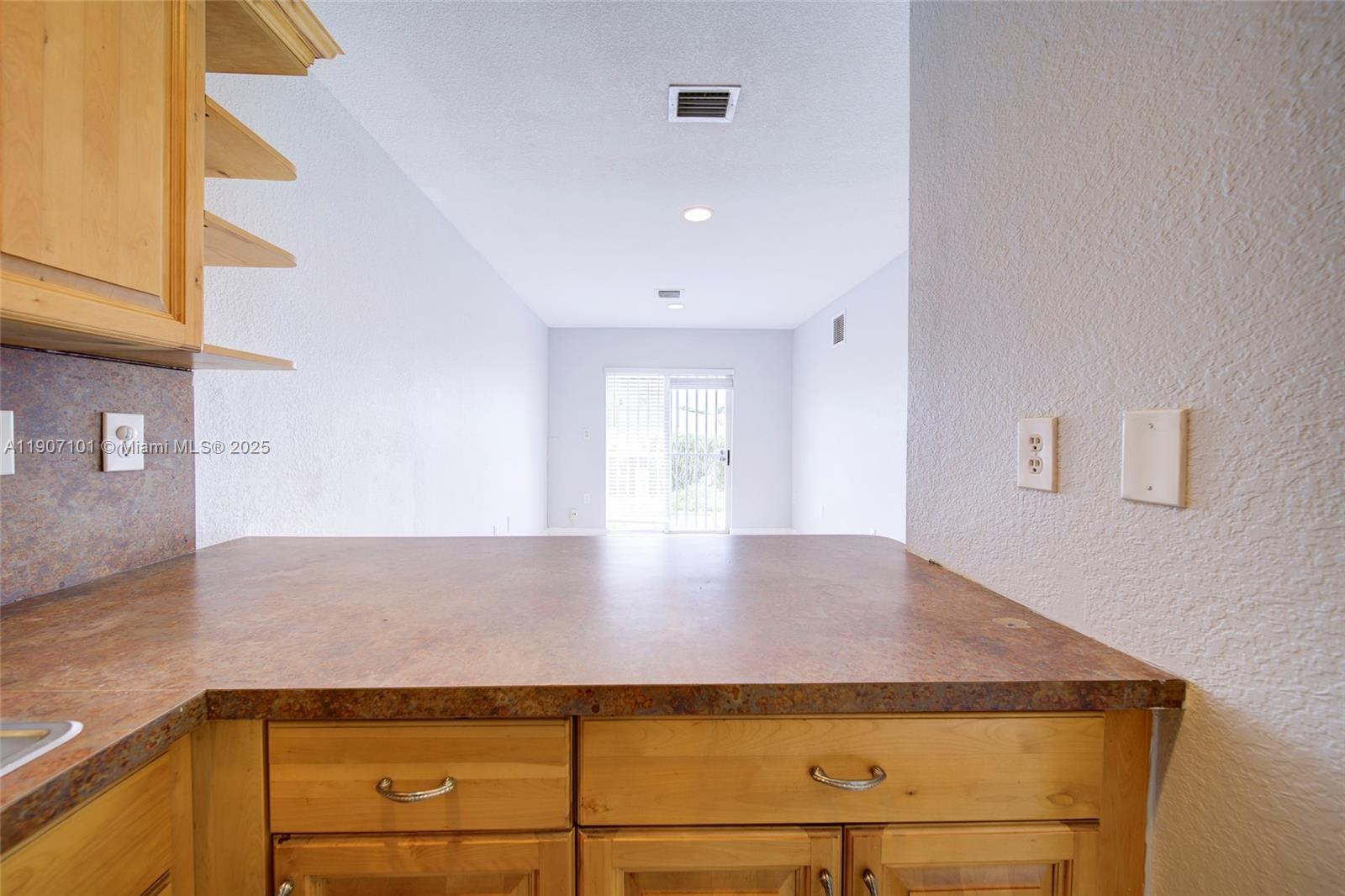 WEST PERRINE ADDN - Residential Lease