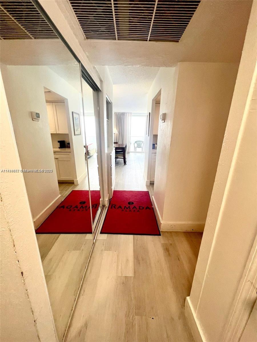 19201 Collins Ave 510