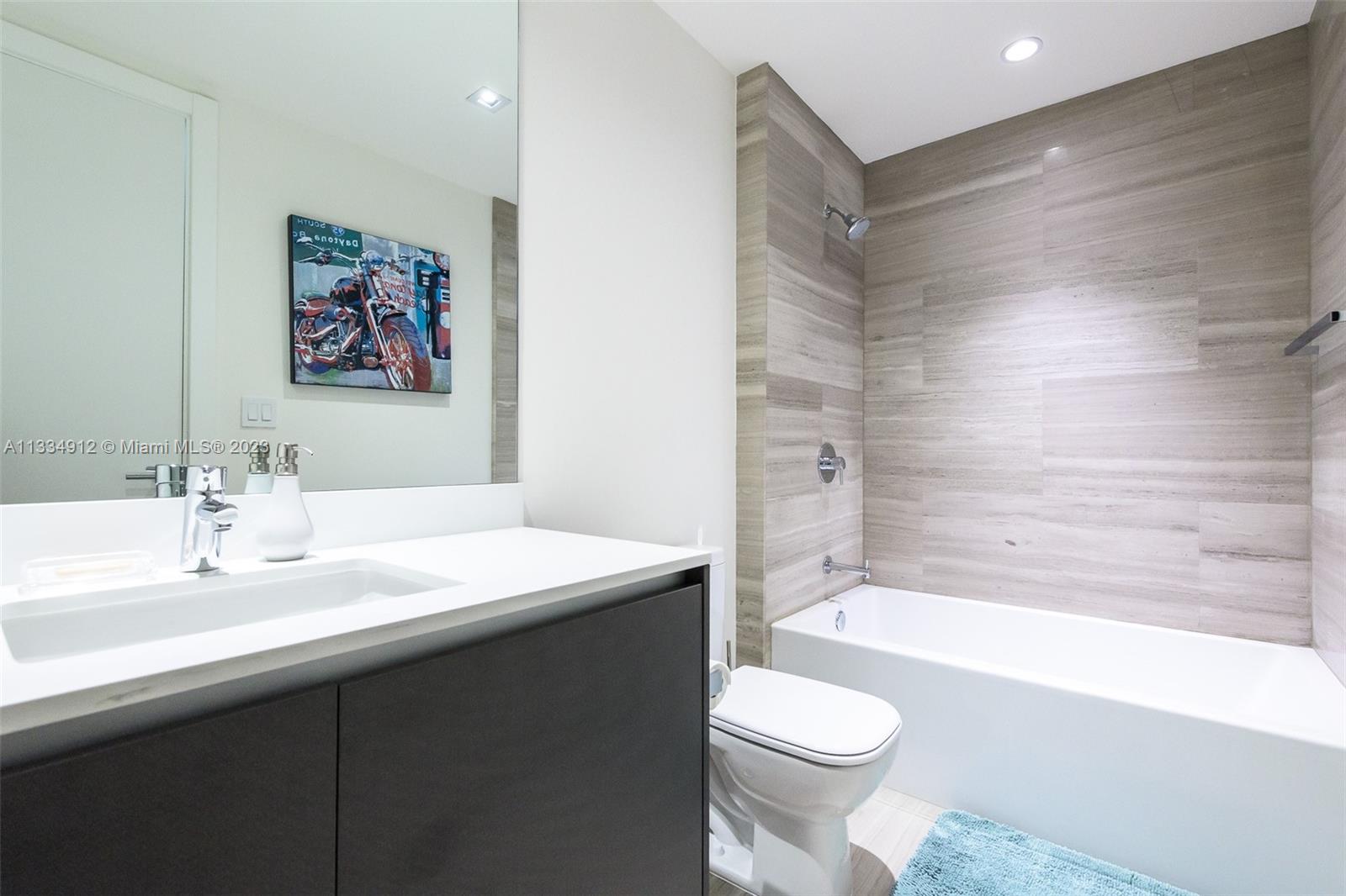 ECHO BRICKELL CONDO - Residential Lease