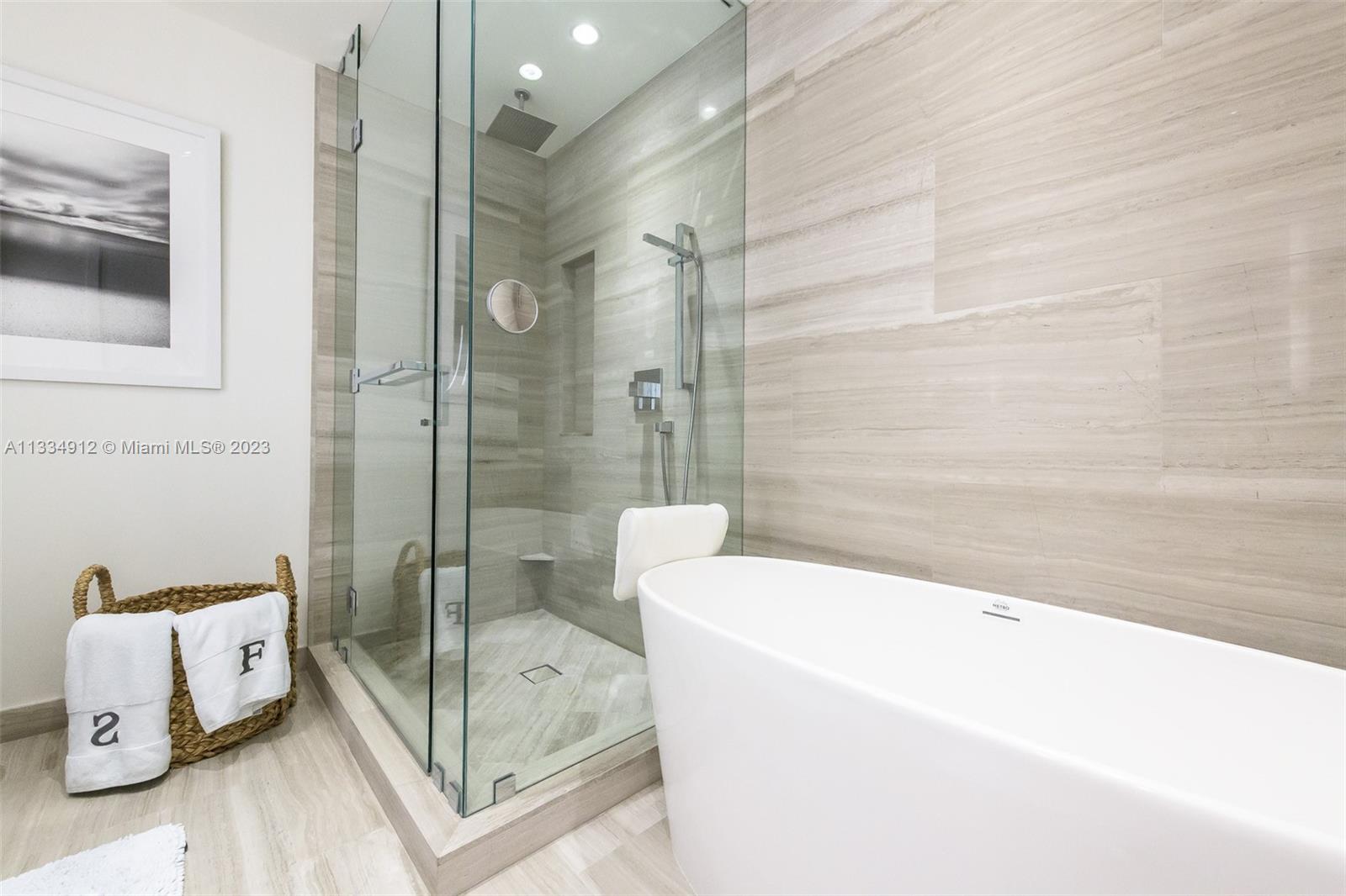 ECHO BRICKELL CONDO - Residential Lease