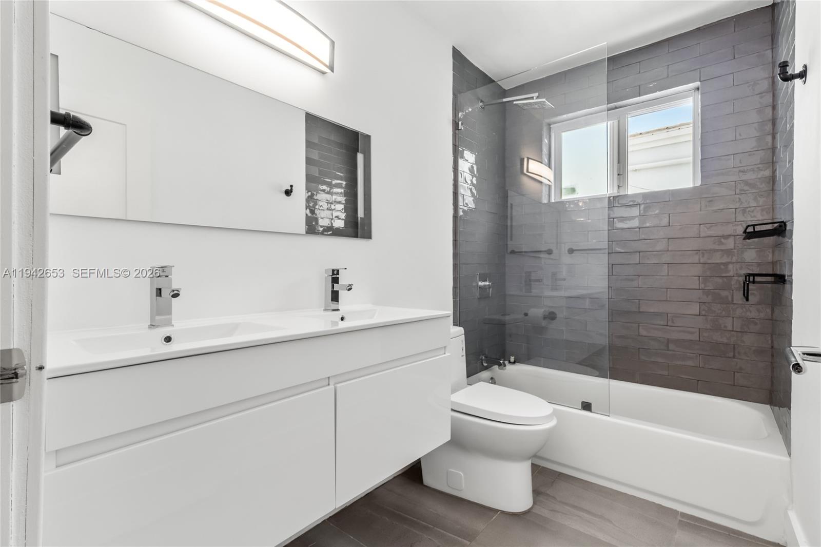 STADLER GROVE ADDN NO 1 - Residential Lease