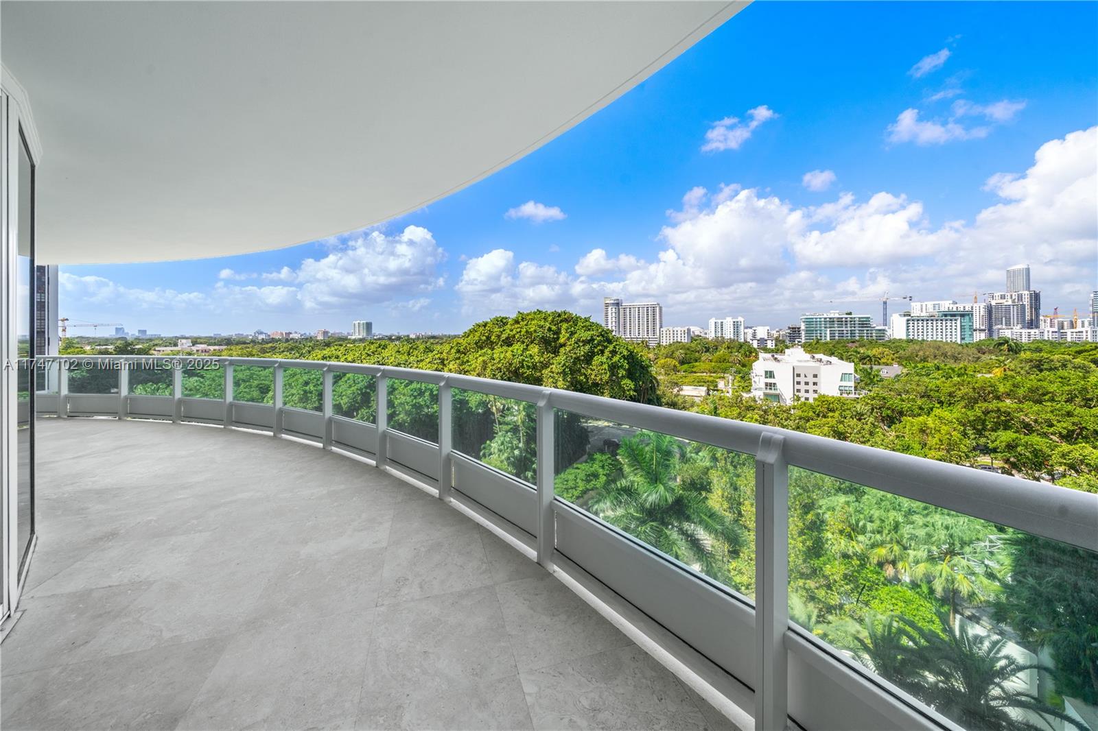 1643 Brickell Ave 1002