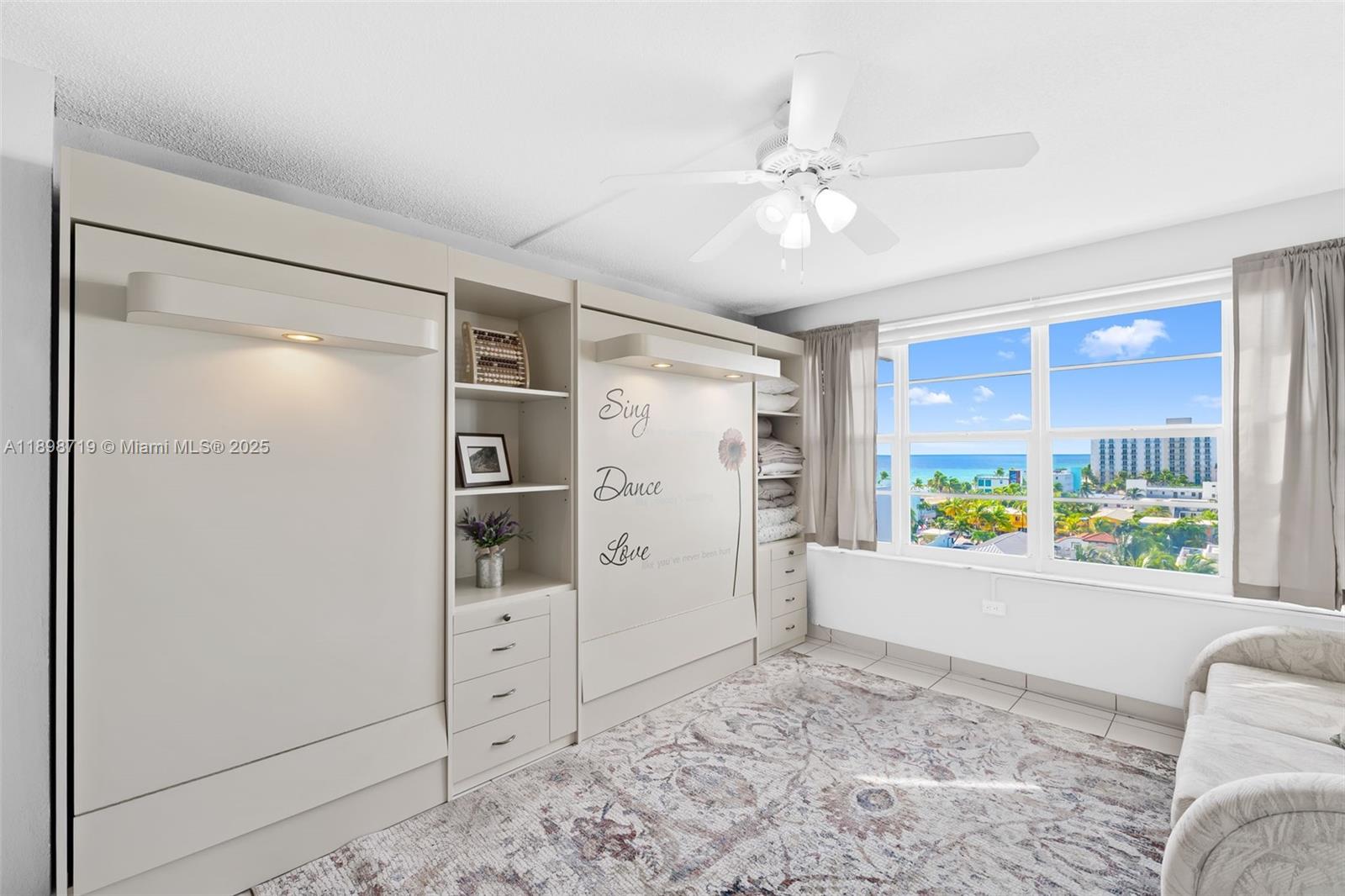 HOLLYWOOD TOWERS CONDO - Residential Lease
