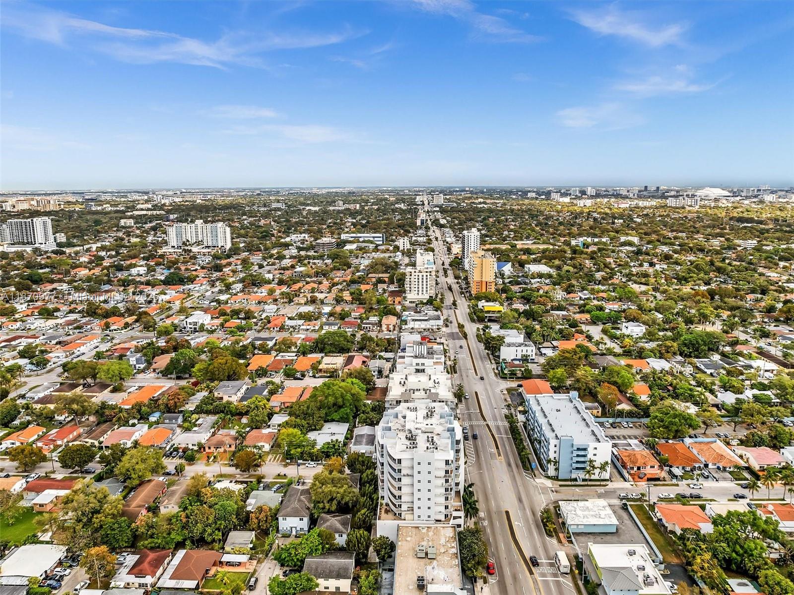 GATEWAY TO THE GROVE COND - Residential