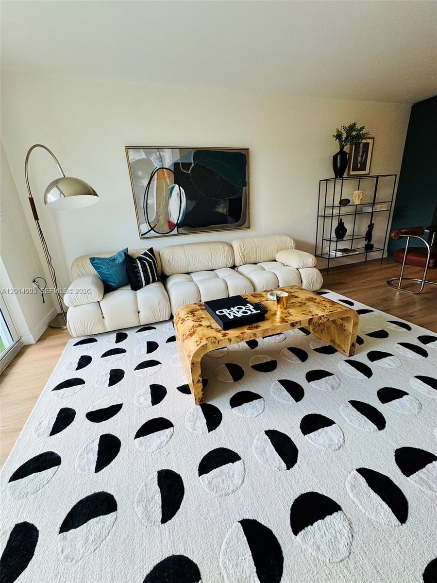 THE PARK GARDENS CONDO - Residential Lease