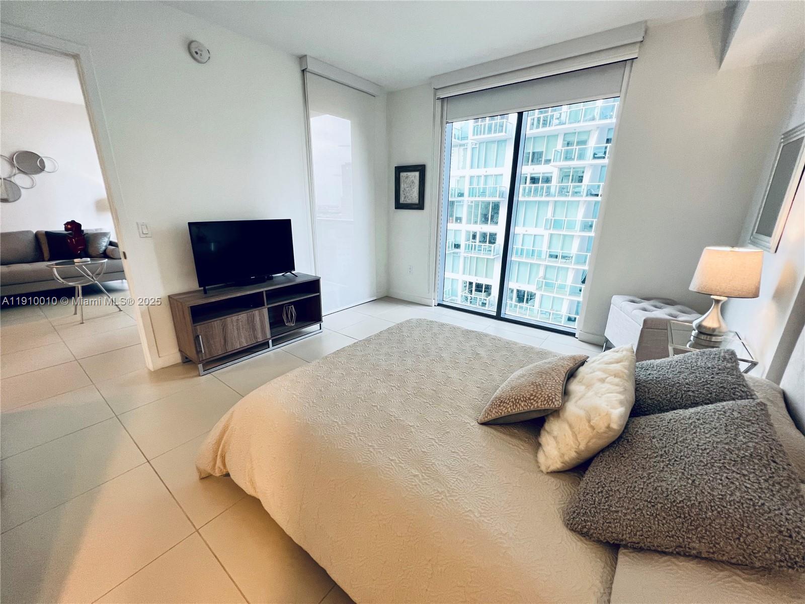 MY BRICKELL CONDO - Residential Lease