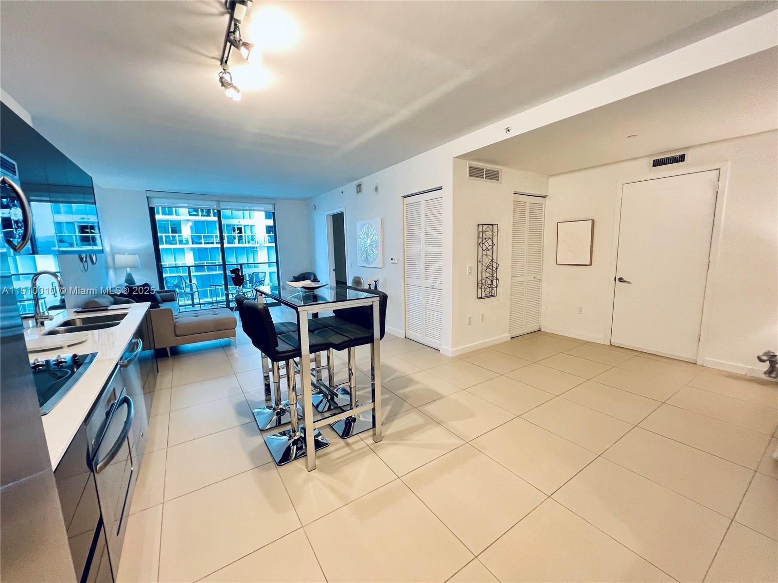 MY BRICKELL CONDO - Residential Lease