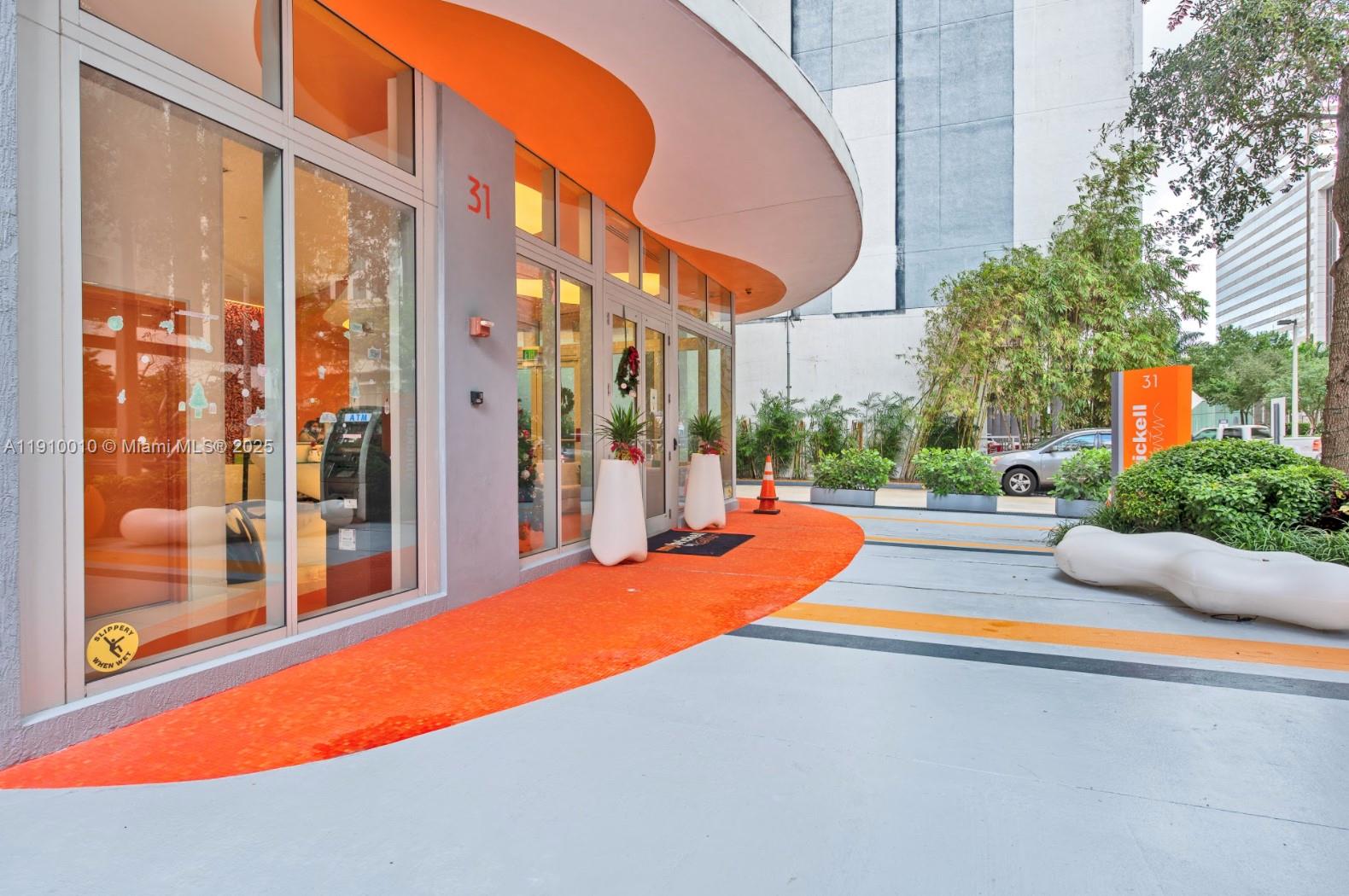 MY BRICKELL CONDO - Residential Lease