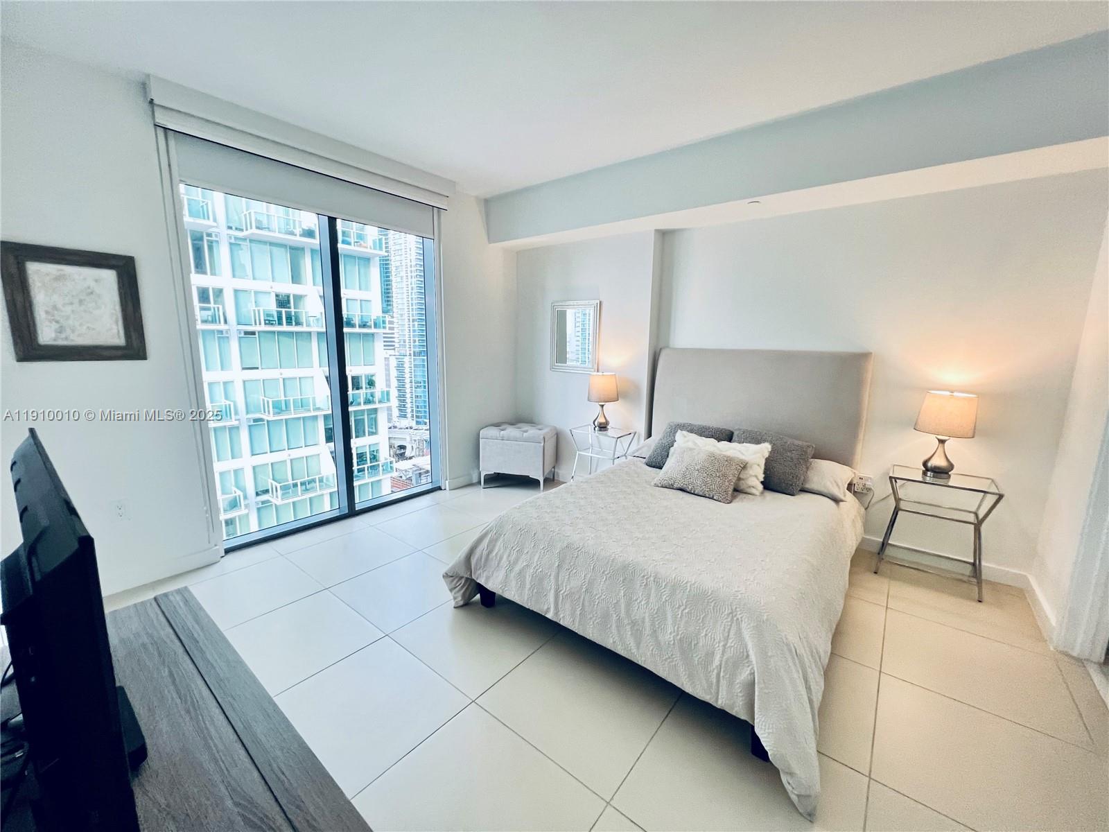 MY BRICKELL CONDO - Residential Lease