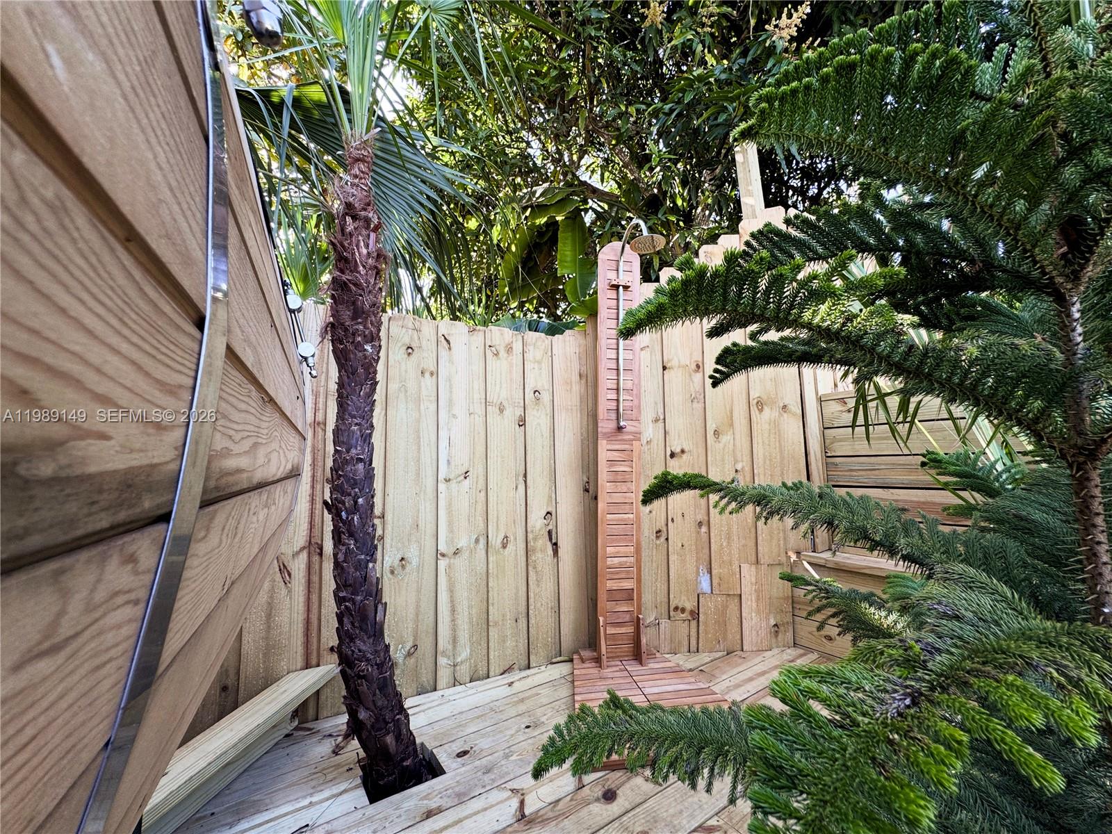 OMNI ESTATES 2ND ADDN - Residential