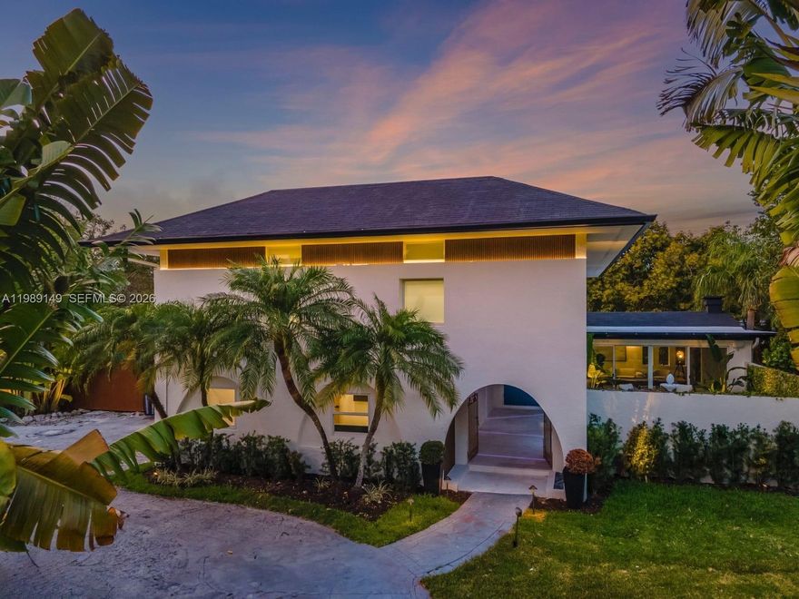 This magnificent estate spans 3,402 SQFT and sits on a lushly landscaped lot of 25,401 SQFT. Featuring 6 beds
and 4 baths, with 2 bedrooms and 2 bathrooms conveniently located downstairs. Designed with attention to detail,
this home features a gourmet kitchen, a luxurious primary suite, a wine cellar, a saltwater pool, and an outdoor
kitchen. Additionally, it's a smart home with cameras, impact-resistant windows, and a driveway that
accommodates up to 10 cars. The property also offers a resort-style backyard, Tesla car charging, Sonos sound
system, camera security, pool chiller and heater, outdoor barrel sauna, Jacuzzi, and comes fully furnished.
Situated in a non-flood zone. Near private schools, shops, restaurants, and marinas. This home is a perfect blend
of luxury and functionality