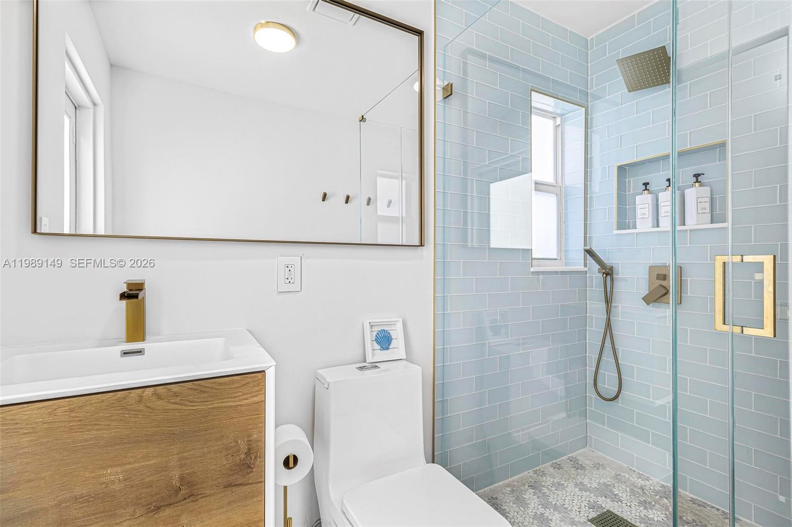 OMNI ESTATES 2ND ADDN - Residential