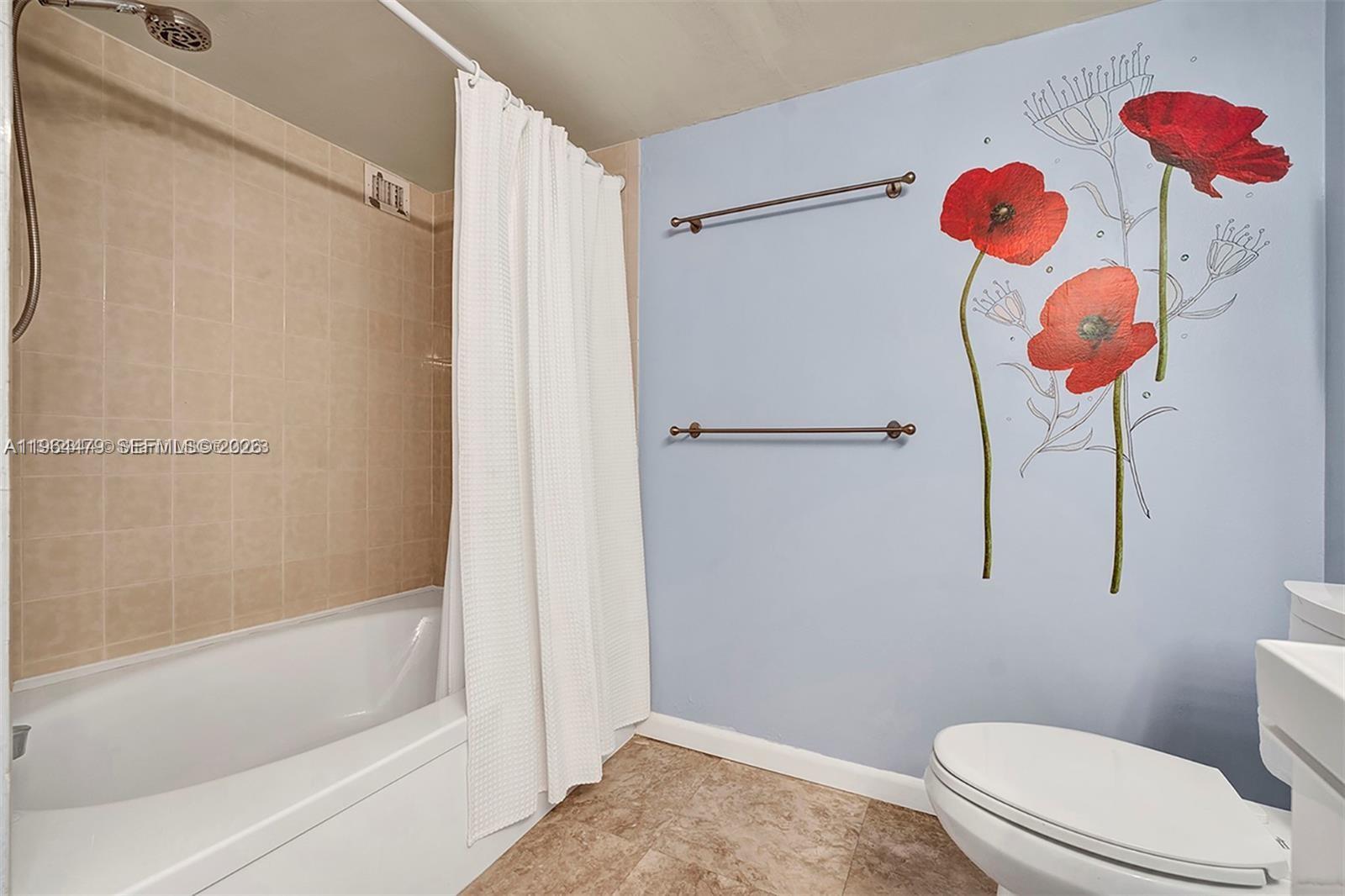 OCEANVIEW PARK CONDO - Residential Lease
