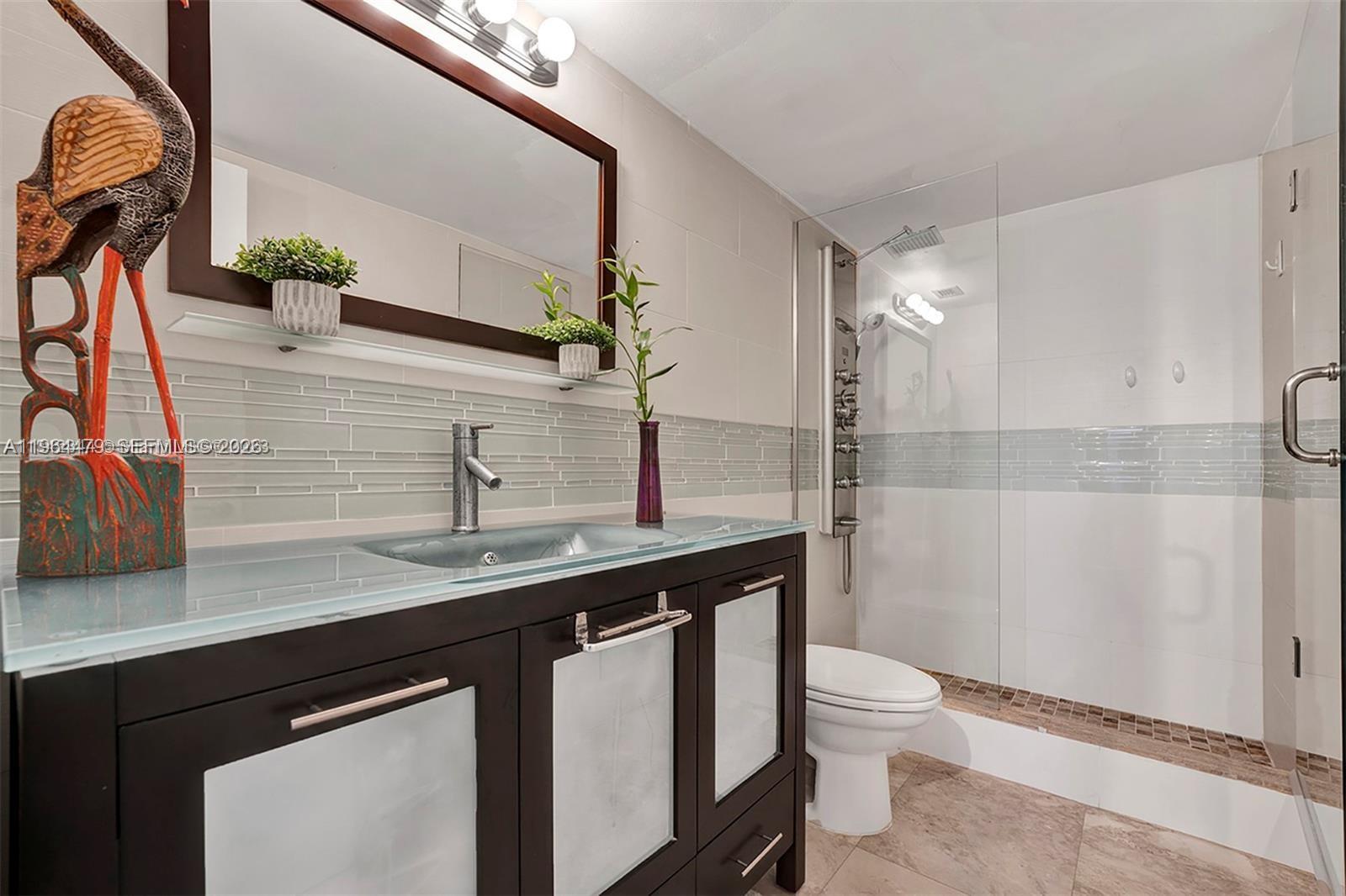 OCEANVIEW PARK CONDO - Residential Lease