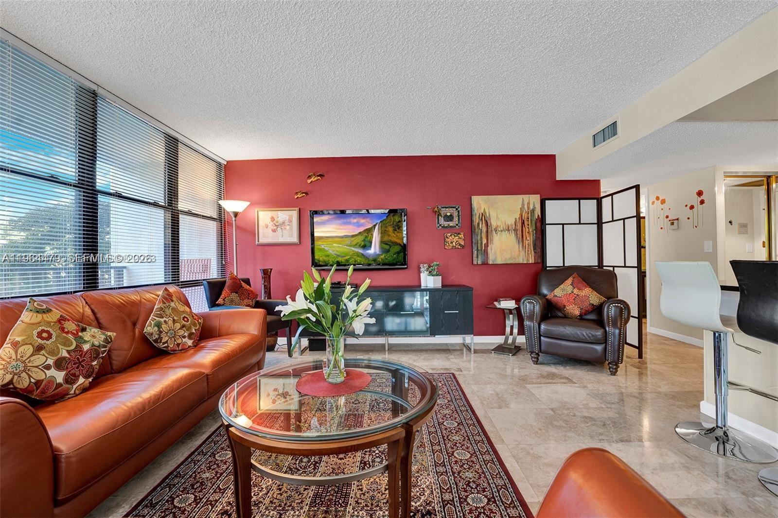 OCEANVIEW PARK CONDO - Residential Lease