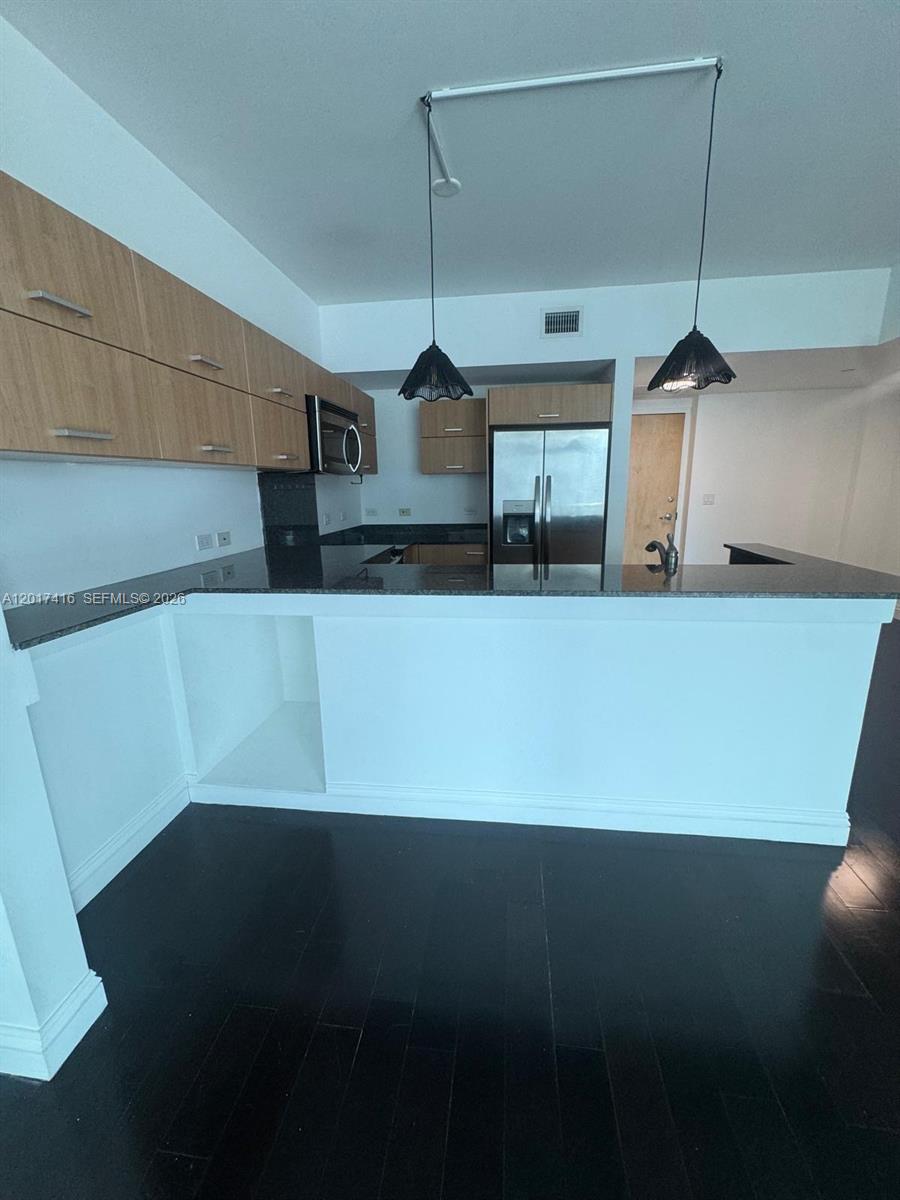 350 S Miami Ave 2010