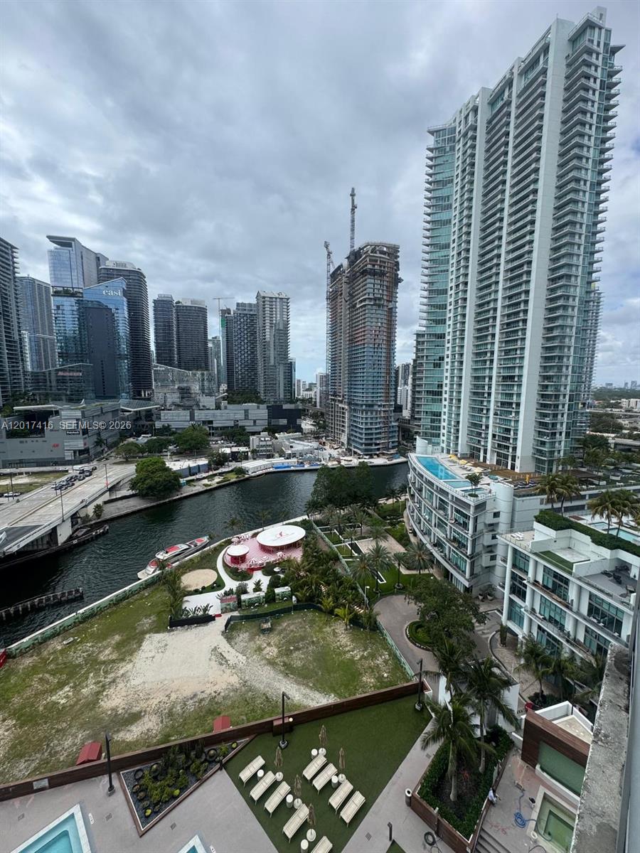 350 S Miami Ave 2010