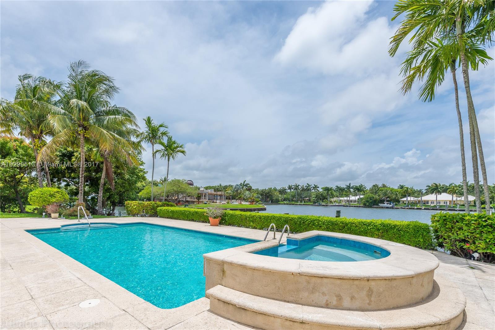 OLD CUTLER BAY SEC 1 - Residential