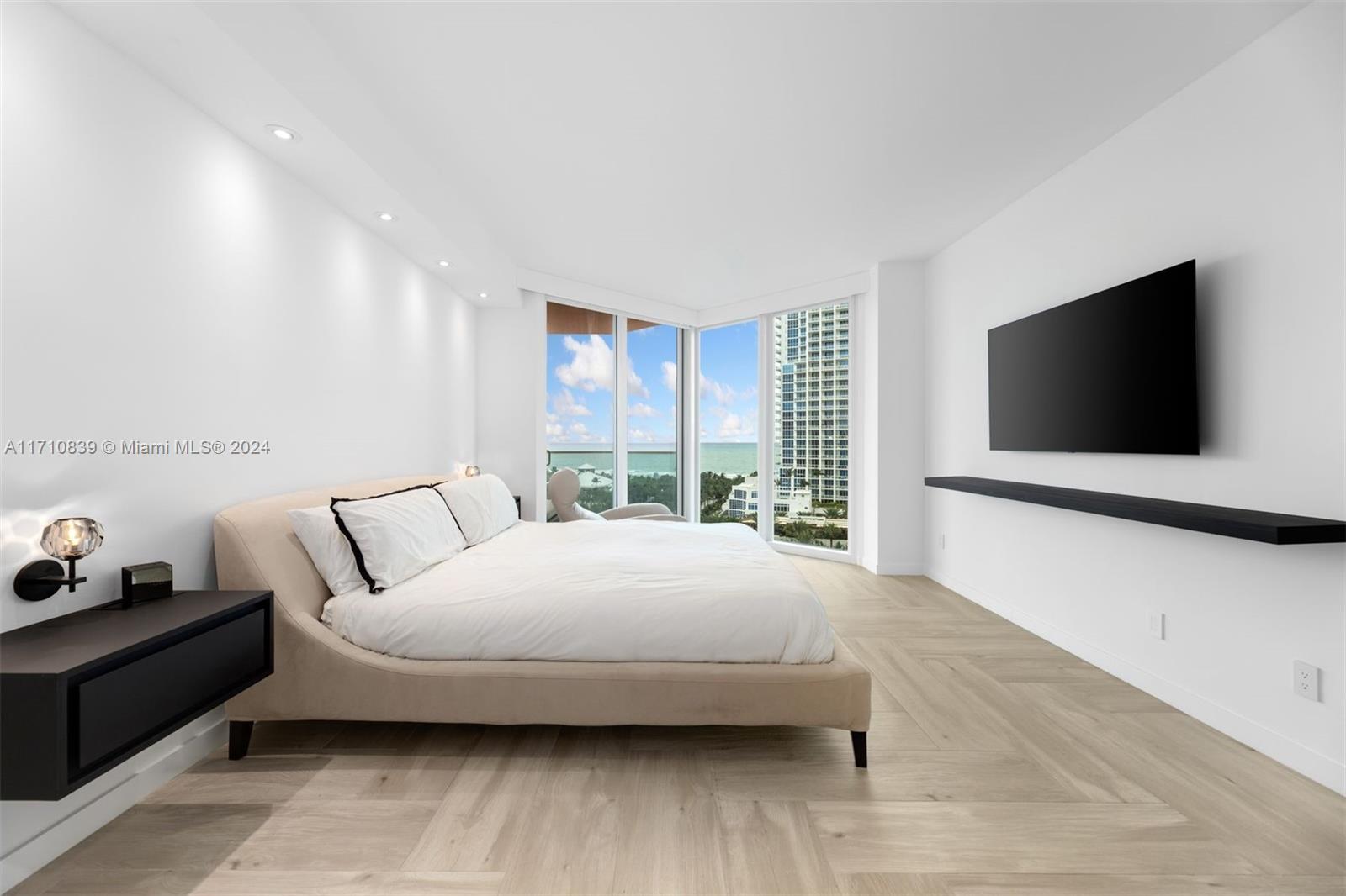 PORTOFINO TOWER CONDO - Residential