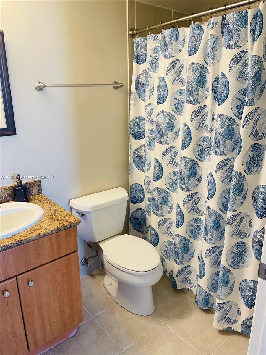 HALLANDALE BEACH PRIVATE - Residential Lease