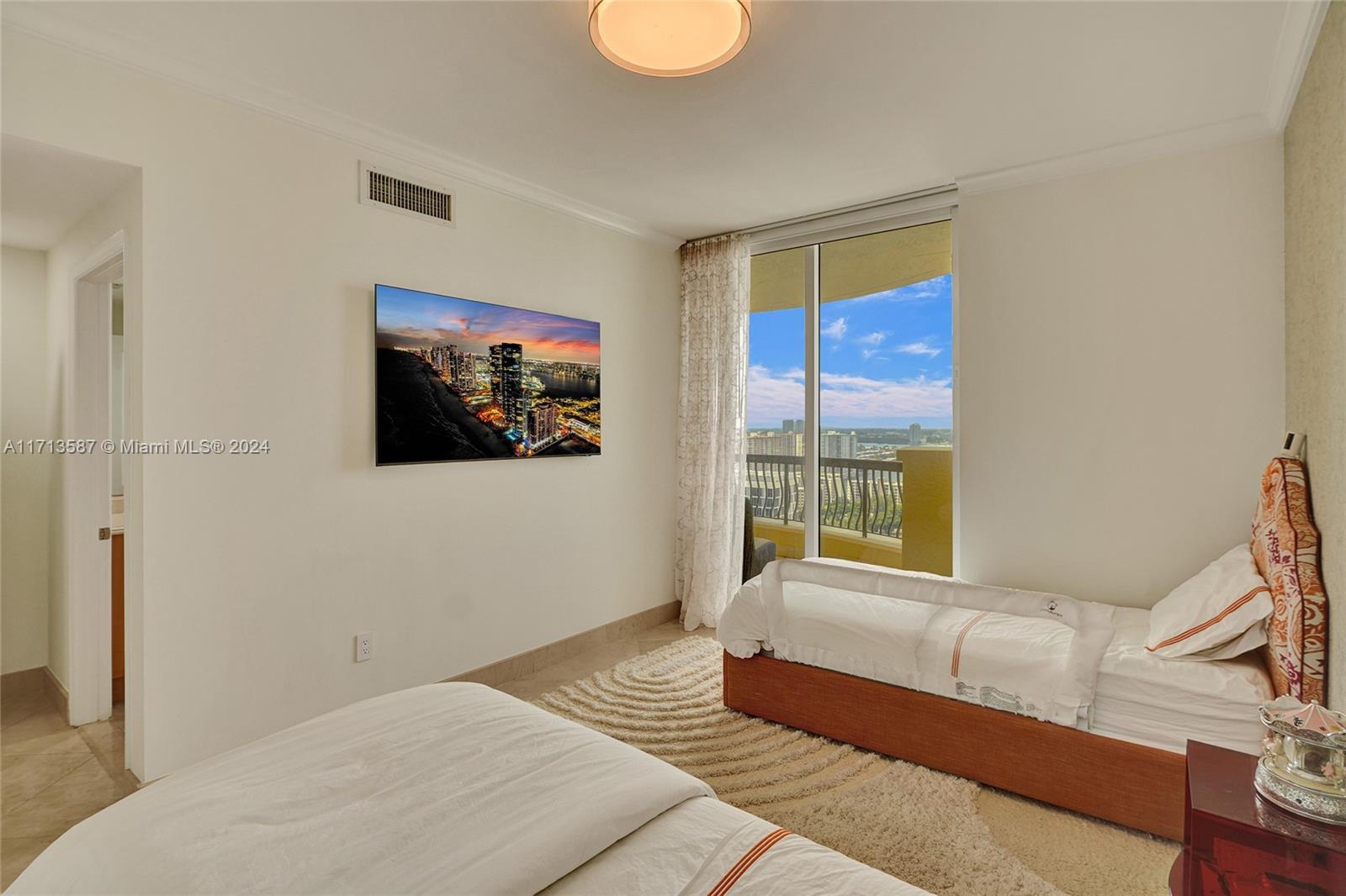 Acqualina Ocn Residences - Residential
