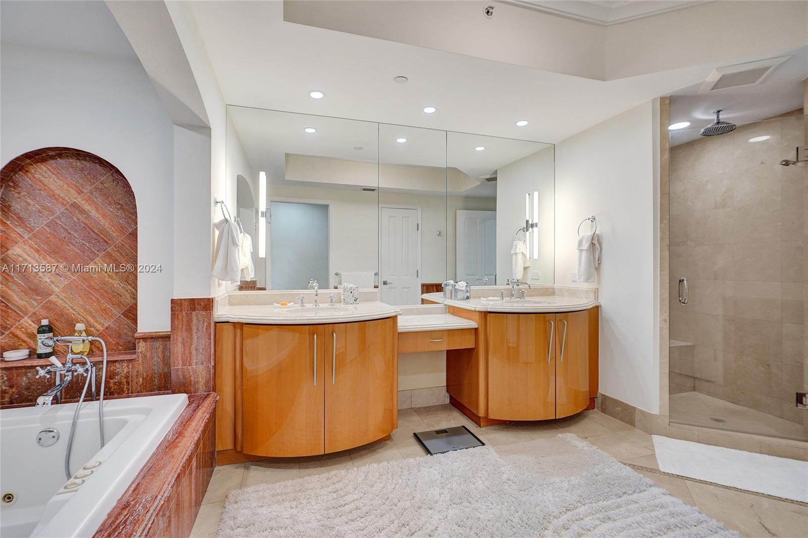 Acqualina Ocn Residences - Residential
