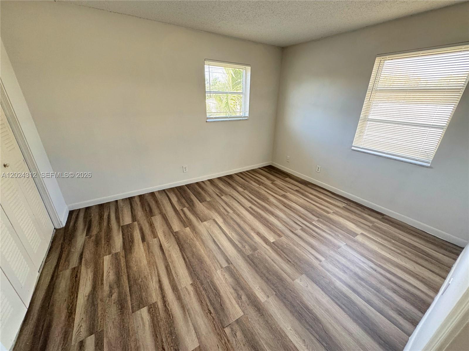 BEULALAND - Residential Lease