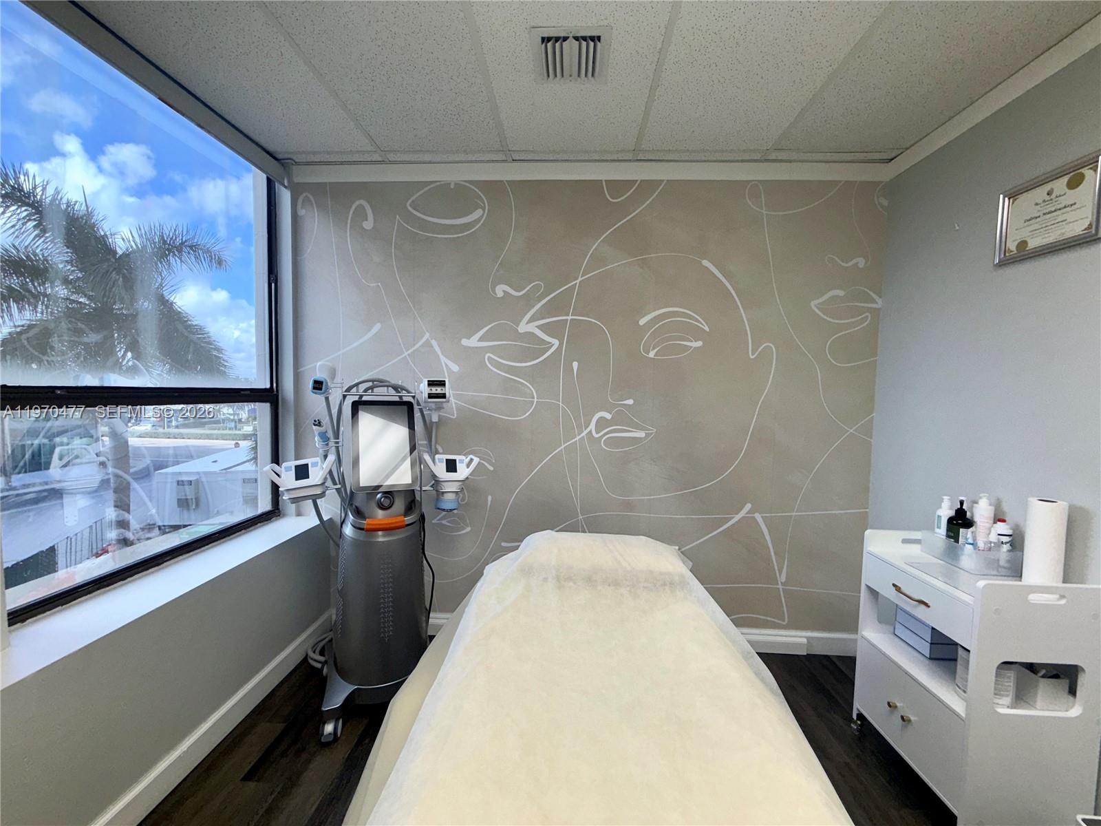 1250 E Hallandale Beach Boulevard