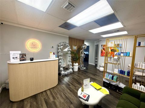 1250 E Hallandale Beach Boulevard Hallandale Beach FL 33009