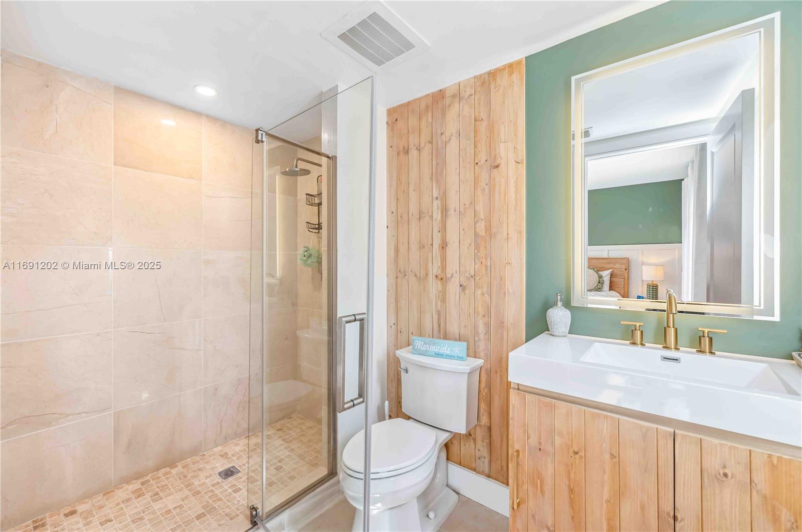 PARADISE POINT 1ST AMENDM - Residential