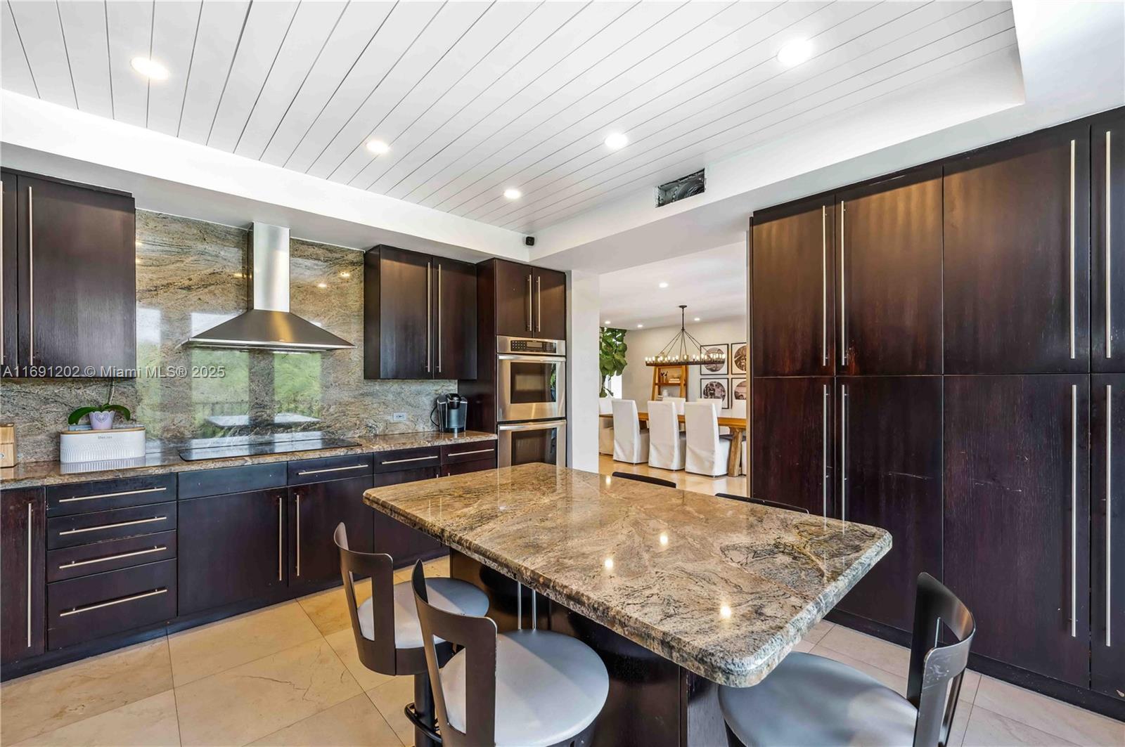 PARADISE POINT 1ST AMENDM - Residential