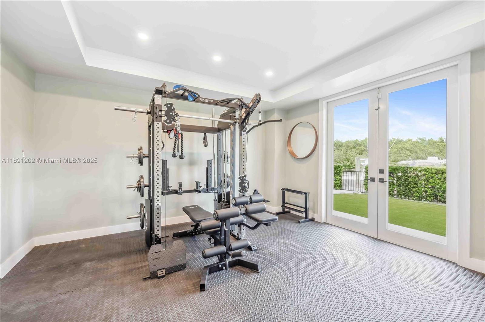 PARADISE POINT 1ST AMENDM - Residential