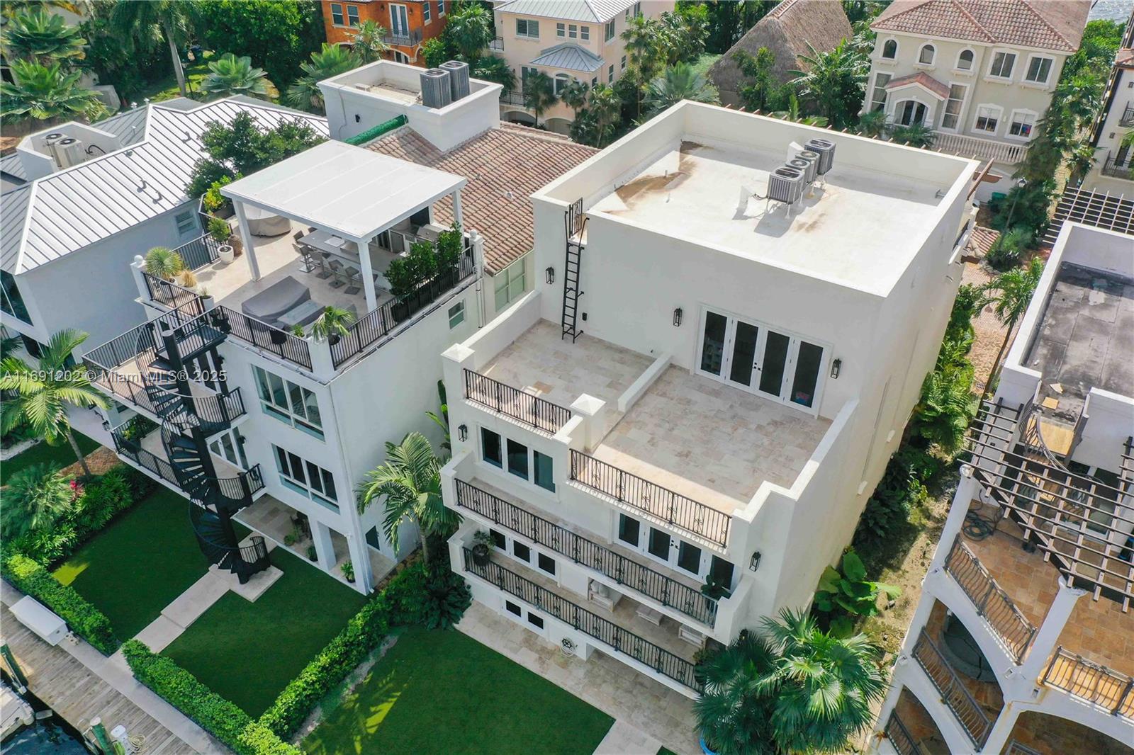 PARADISE POINT 1ST AMENDM - Residential