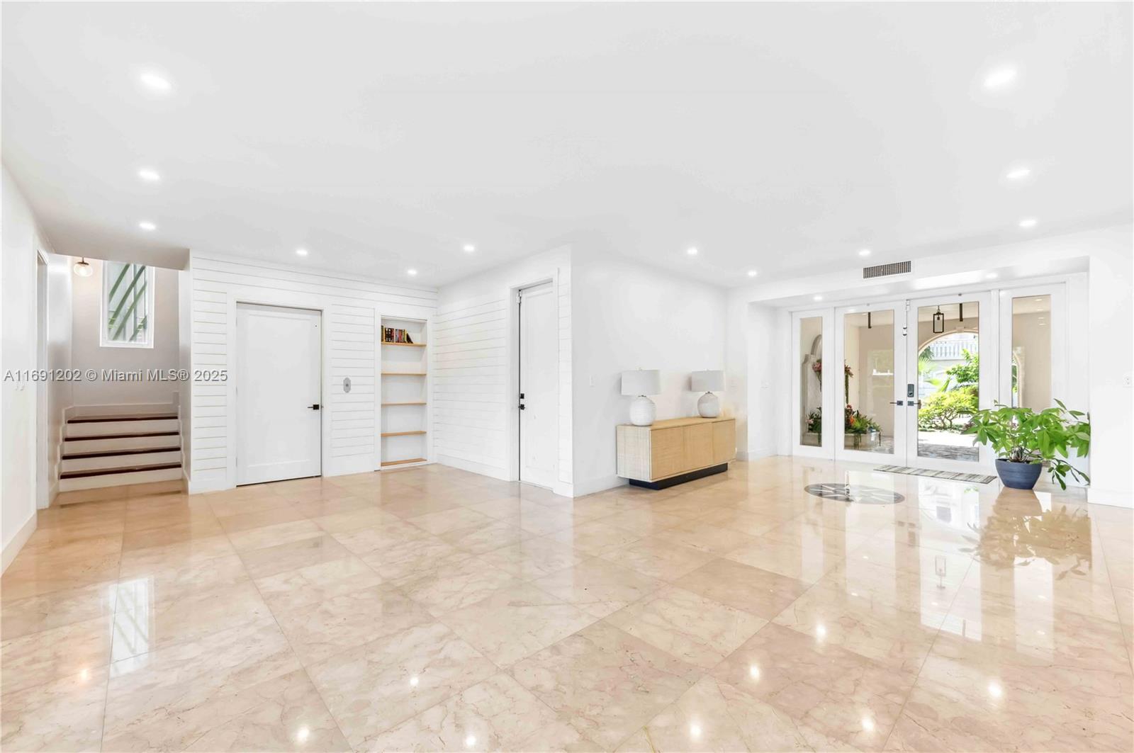 PARADISE POINT 1ST AMENDM - Residential