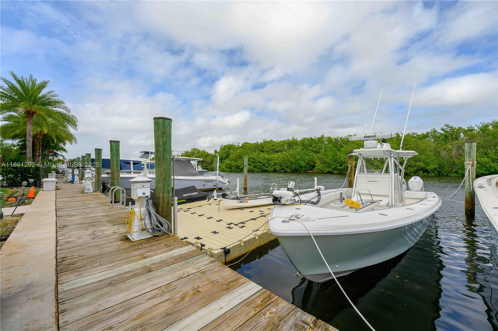 PARADISE POINT 1ST AMENDM - Residential