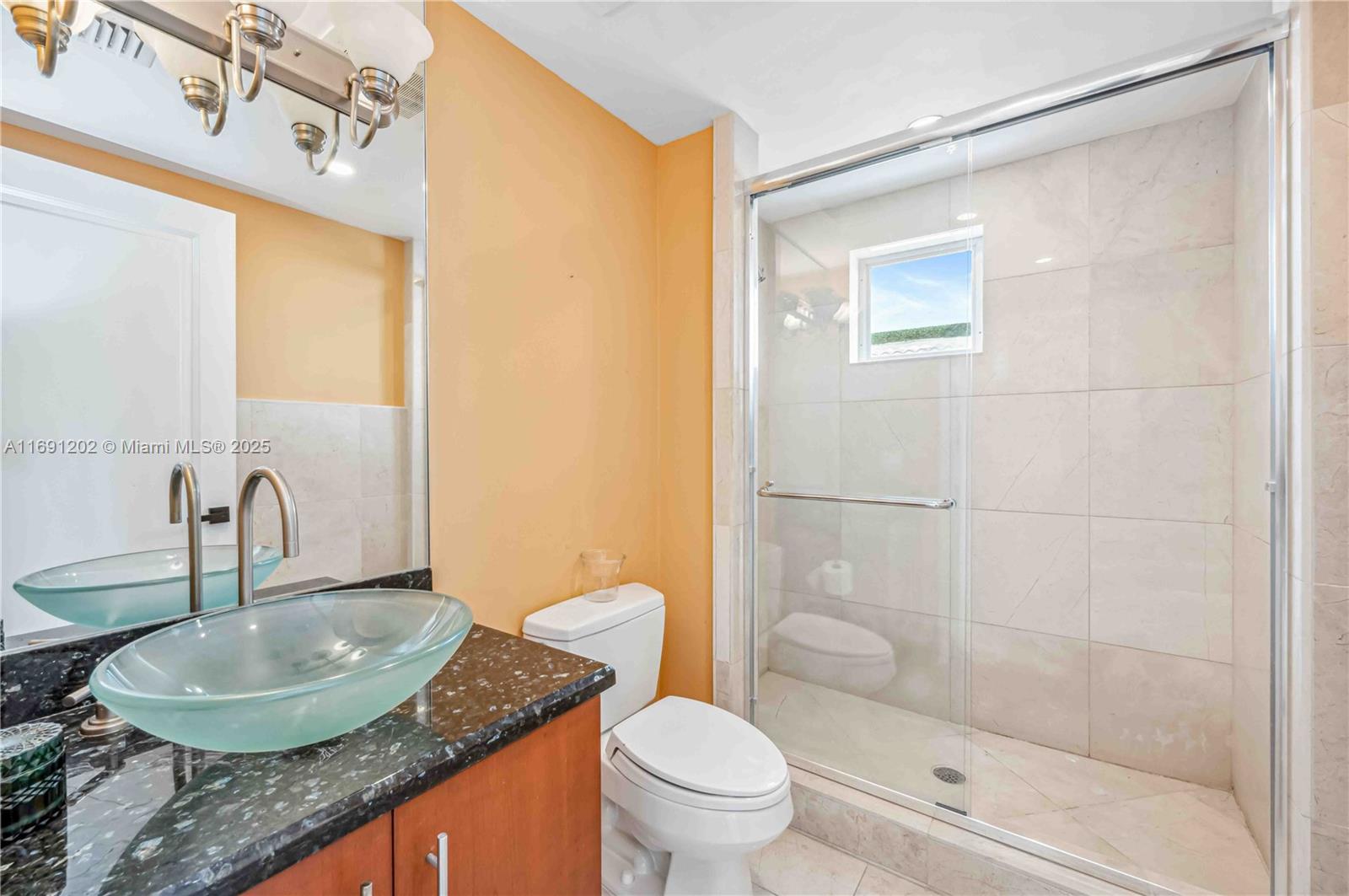 PARADISE POINT 1ST AMENDM - Residential