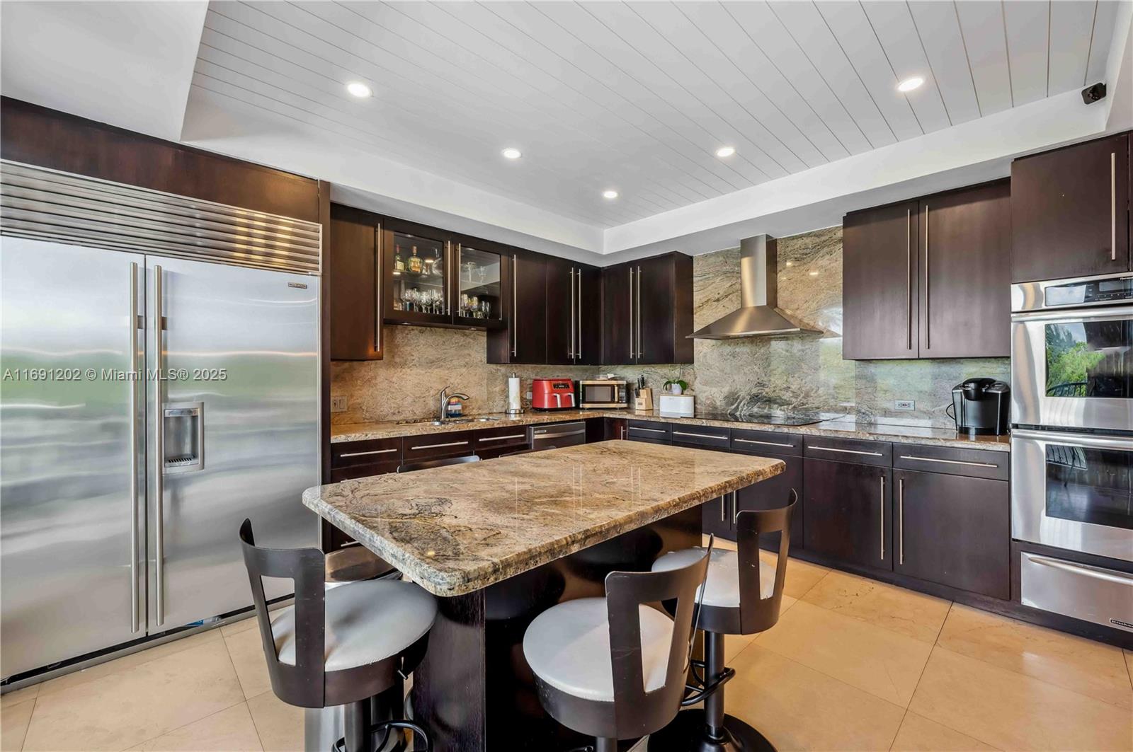 PARADISE POINT 1ST AMENDM - Residential