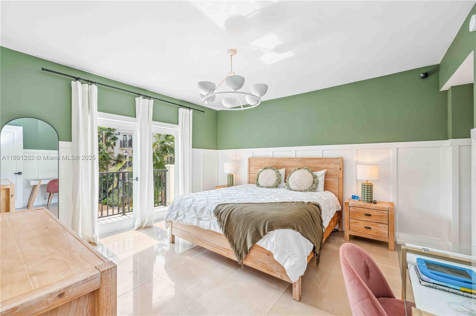 PARADISE POINT 1ST AMENDM - Residential