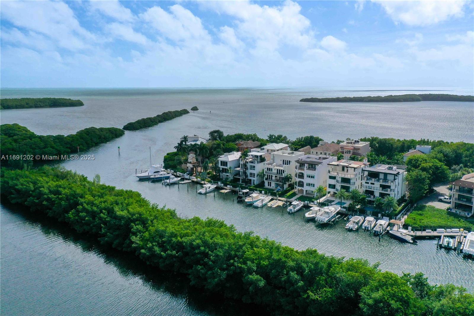 PARADISE POINT 1ST AMENDM - Residential