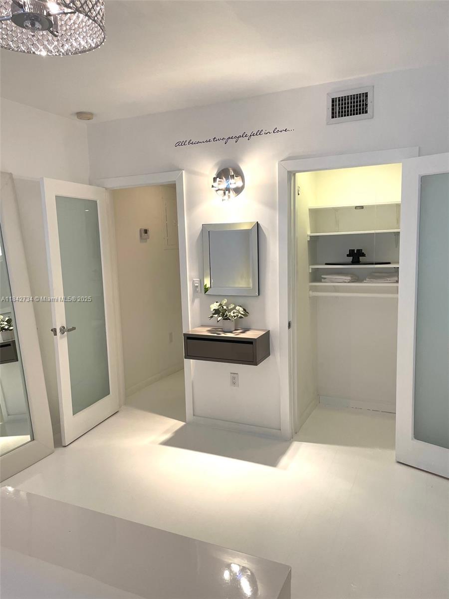 THE MARITIME CONDO - Residential