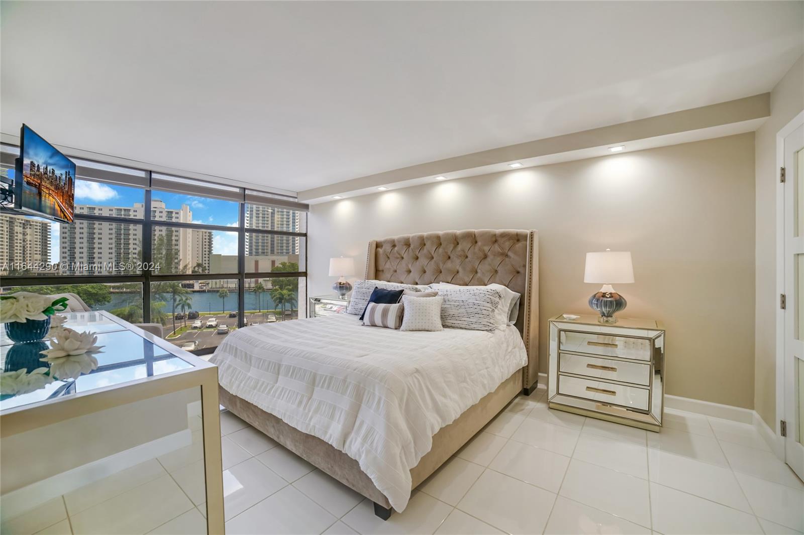 TOWERS OF OCEANVIEW SOUTH - Residential