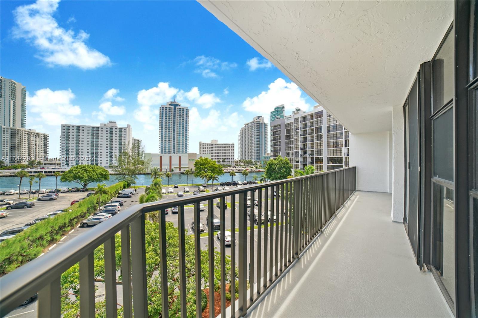 TOWERS OF OCEANVIEW SOUTH - Residential