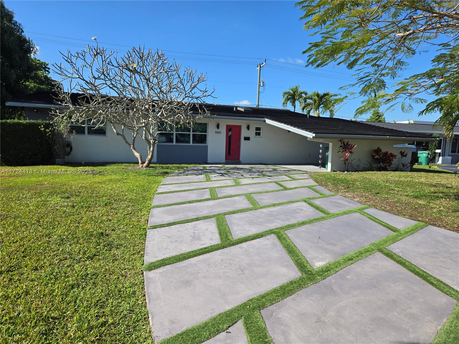 Property for Sale at 15100 Sw 89th Ct, Palmetto Bay, Miami-Dade County, Florida - Bedrooms: 3 
Bathrooms: 2  - $890,000