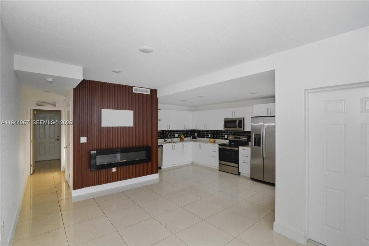 PARADISE ONE - Residential