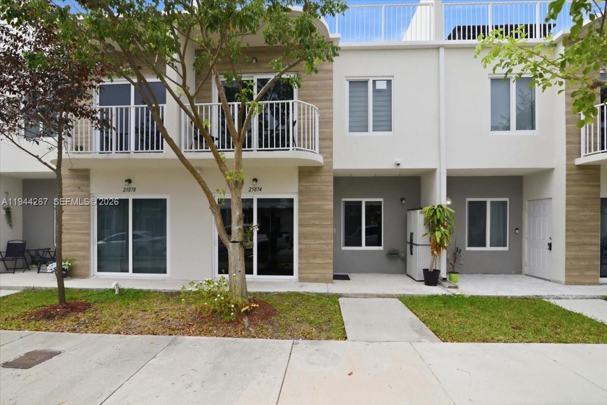 PARADISE ONE - Residential