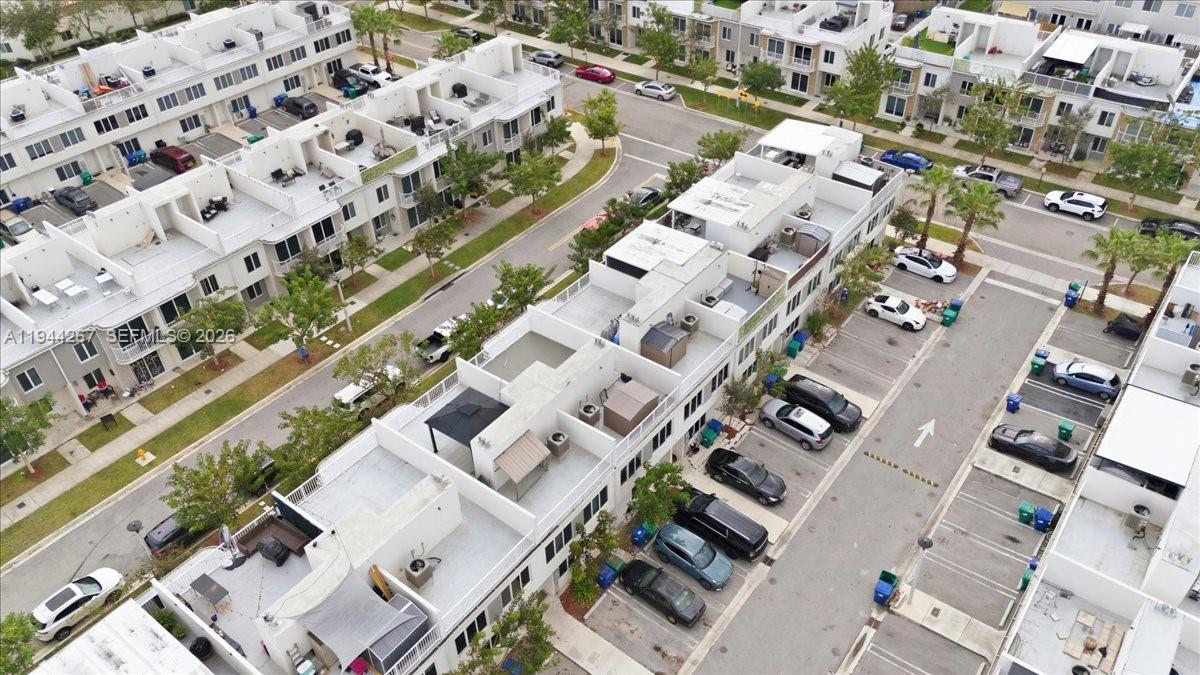 PARADISE ONE - Residential